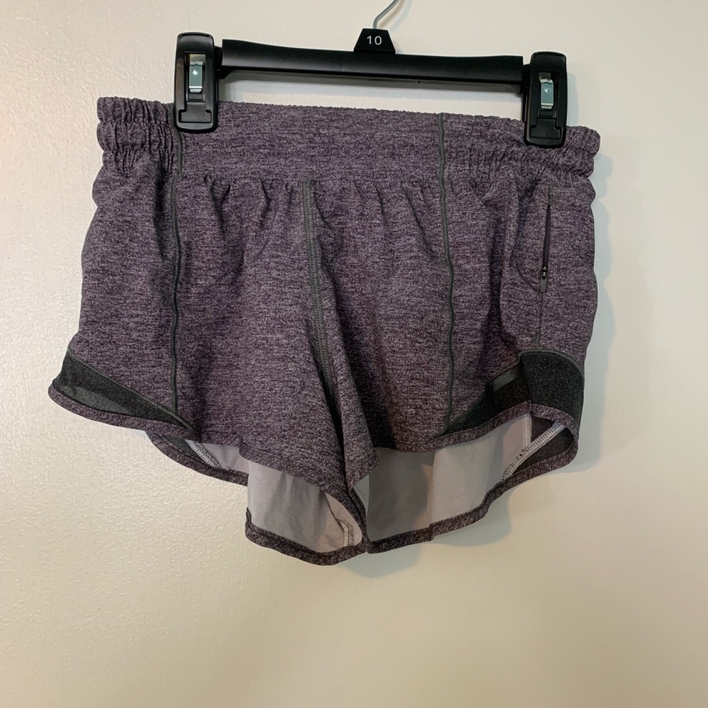 Lululemon Hotty Hot Short 2.5”